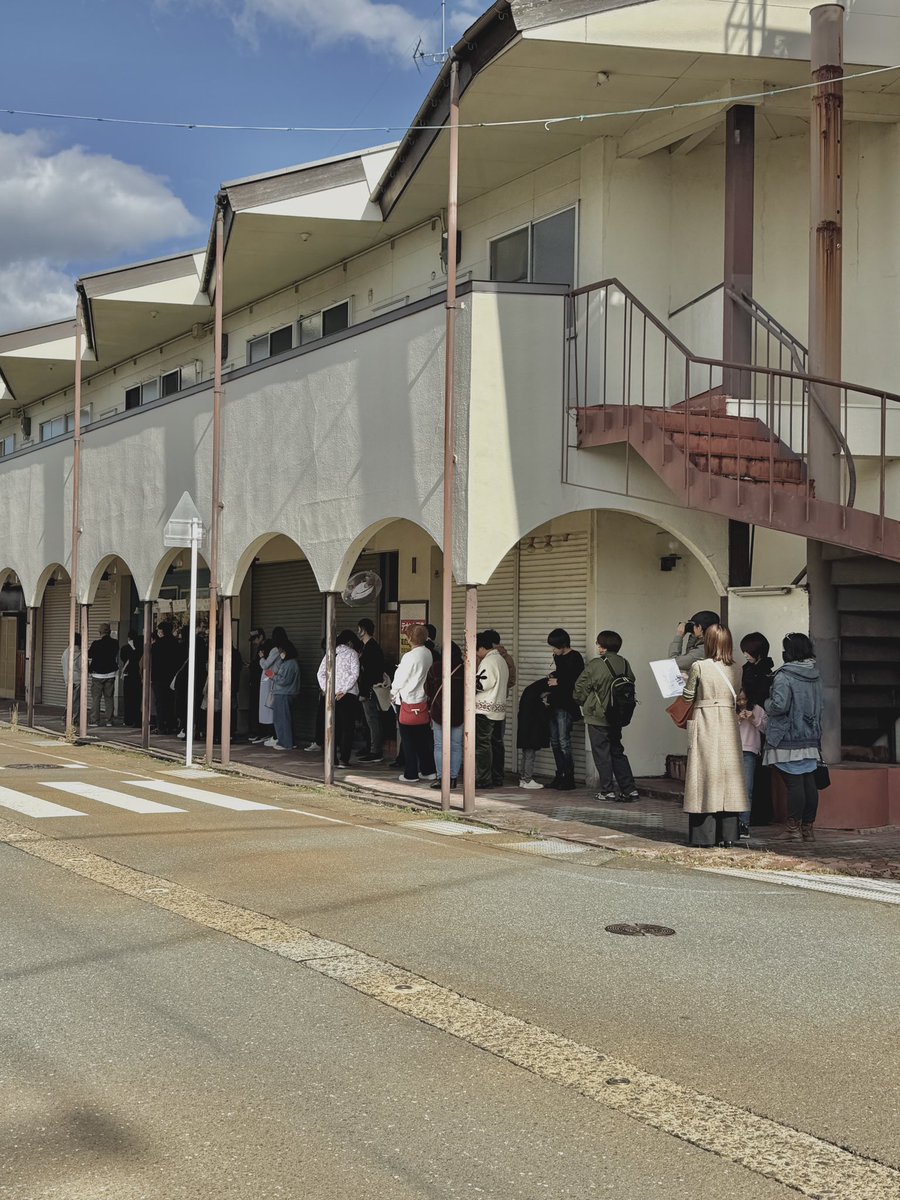 ヌノニシタイ初の実店舗オープン、大盛況の行列