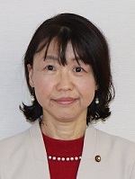 高島市議会議員紹介ページで公開されている松木純子議員の顔写真。