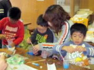 いこーよに掲載されている「びわ湖こどもの国 科学遊び 風船スライム」イベントの代表画像。