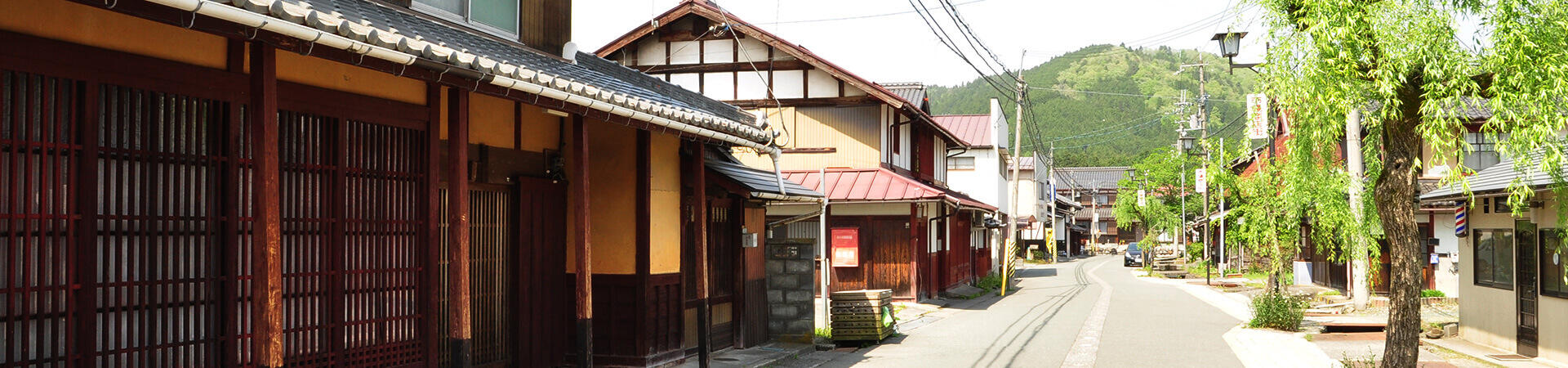 高島市朽木エリアの観光紹介ページで使われている代表写真。山間部の景観や散策のイメージ。