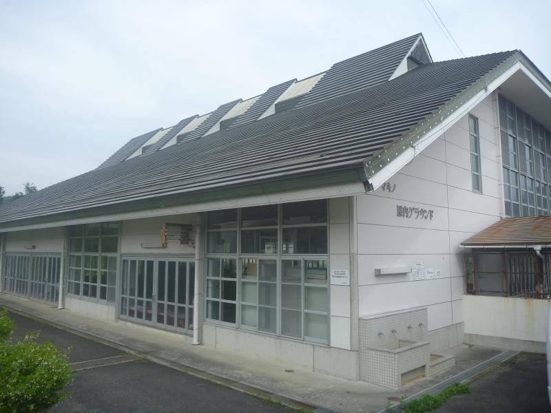 高島市公式サイト掲載のマキノ屋内グラウンド外観