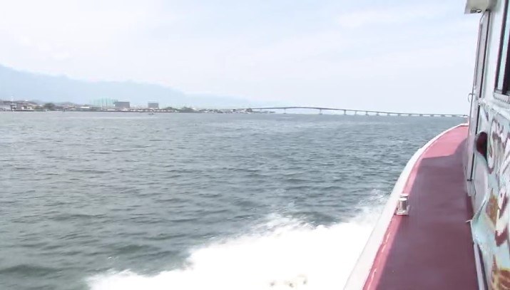 琵琶湖で相次いだ船舶事故の報道画像